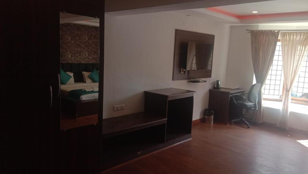 Valley View Resort Ooty Esterno foto